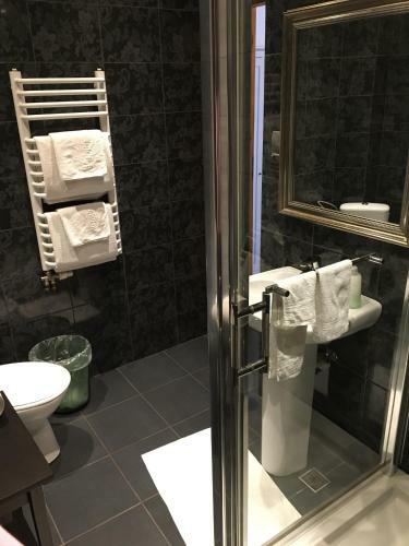 Hostal Restauracja Pensjonat Buda