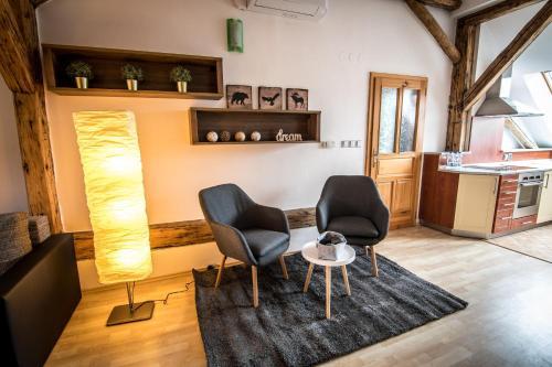 Tylova Apartments