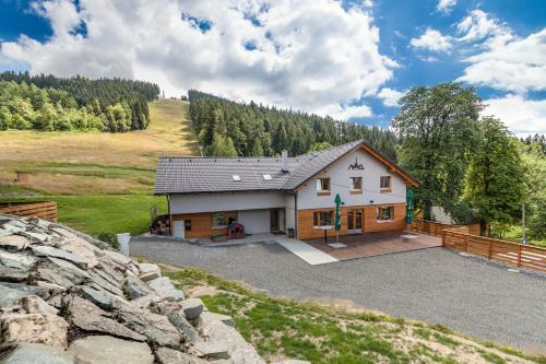 Hostal Chata Pod Lysou