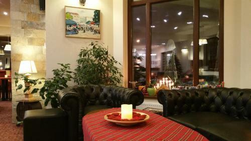 Hostal Opus Villa