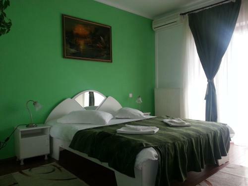 Hostal Pensiunea Kenza