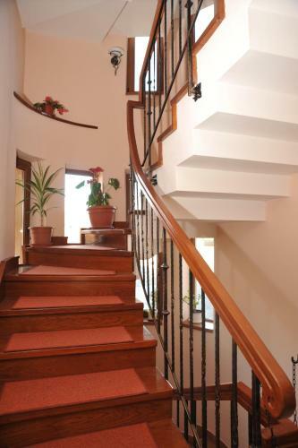 Hostal Pensiunea Kenza