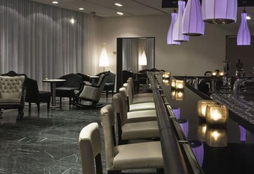 Hotel Arcotel John F