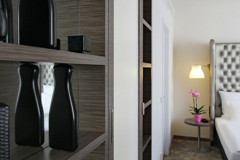 Hotel Arcotel John F