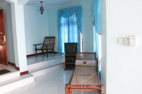 9 A Apartment