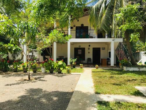 Freedom Lodge Tissamaharama