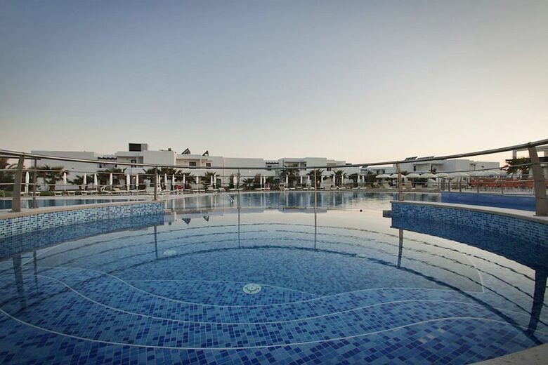 Residencia Riva Marina Resort