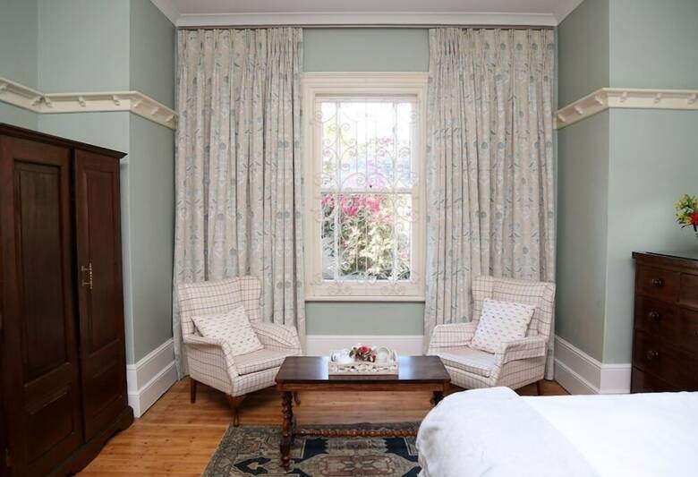 Hostal Newington Place