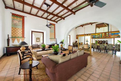Hotel Tamarind Hill By Asia Leisure