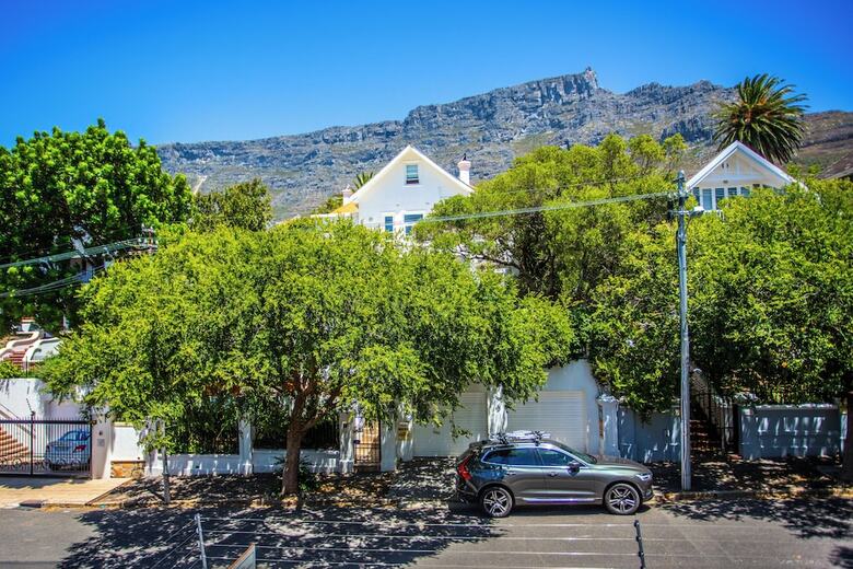 Hostal Cape Riviera Guesthouse