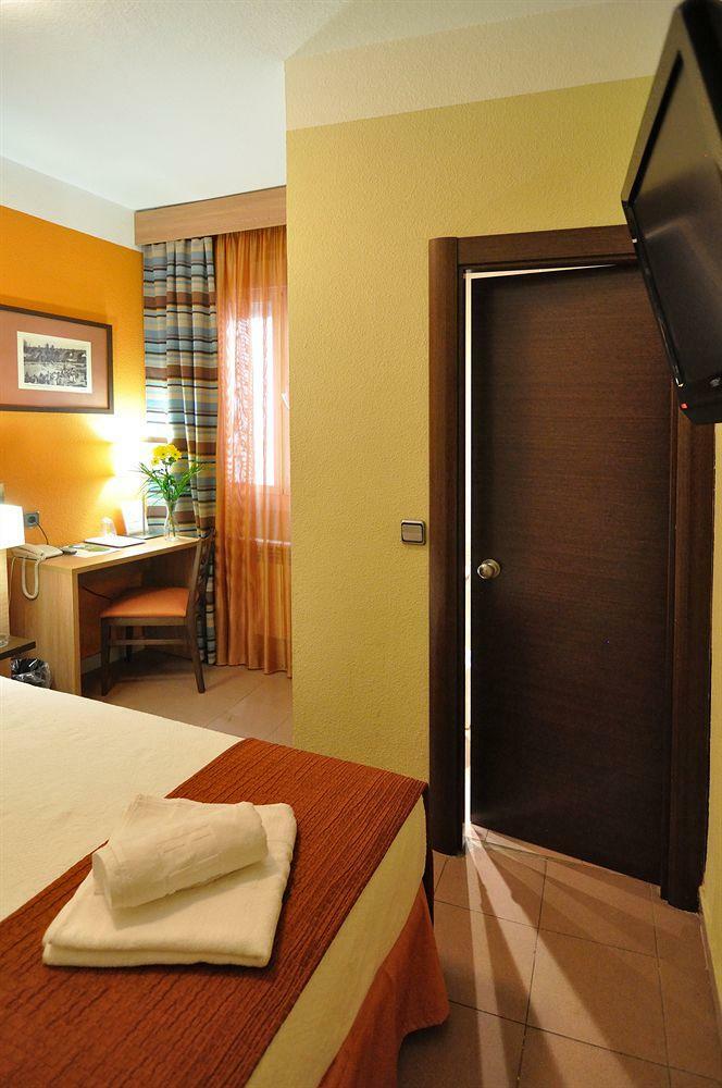 Hostal Ballesta