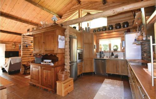 Four-bedroom Holiday Home In Mellerud