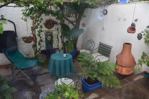 Buckhouse Elegant Village Apartment