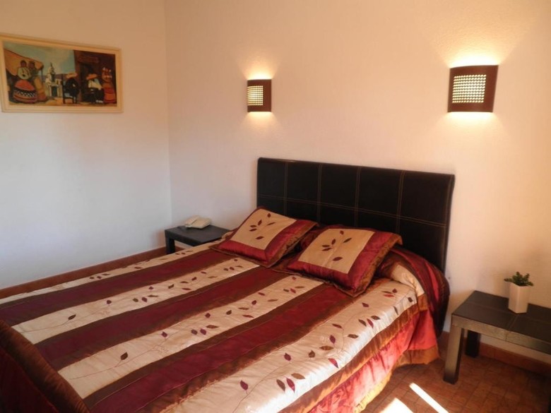 Hotel Rocinante