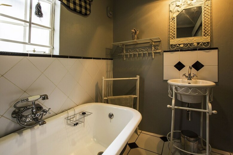 Hostal De Ark Guest House