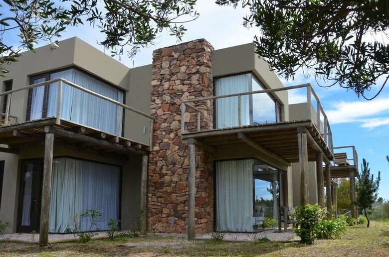Casa Suaya Hotel
