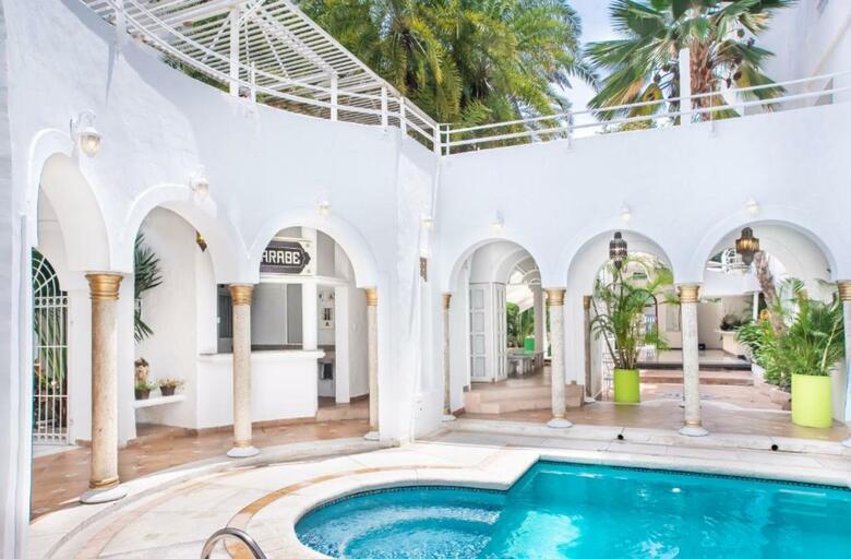Santorini Hotel & Resort