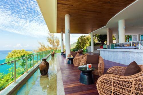 Hotel Wyndham Grand Phuket Kalim Bay