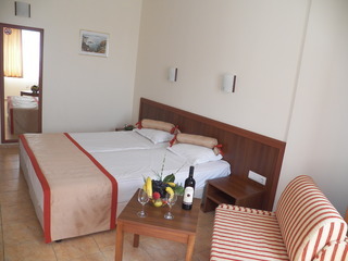 Residencia Joya Park Complex