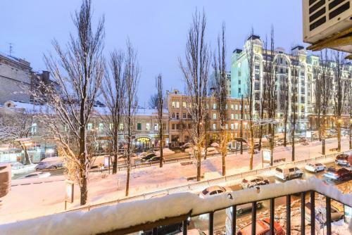 Apartments Near Arena City