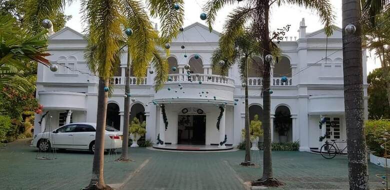Hotel Bougainvilla