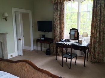 The Manor Country House Hotel
