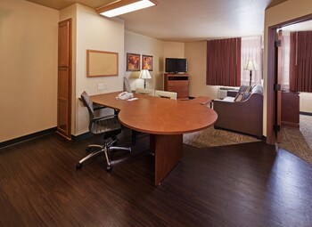 Hotel Candlewood Suites St Robert