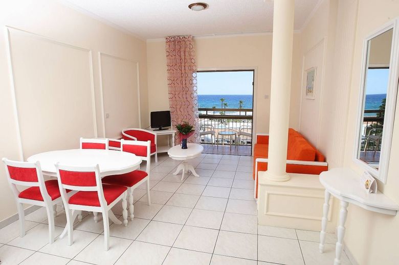 Aparthotel Marlita Beach Hotel Apartments