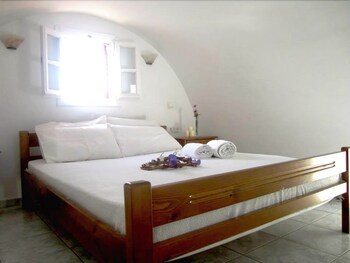 Aparthotel Alonistra Oia Houses