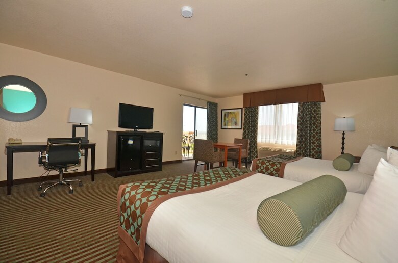 Hotel Legacy Inn And Suites Artesia