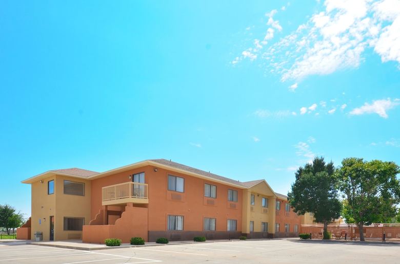 Hotel Legacy Inn And Suites Artesia