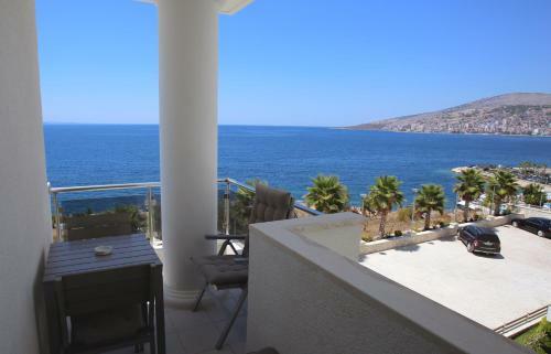 White Residence Apartments