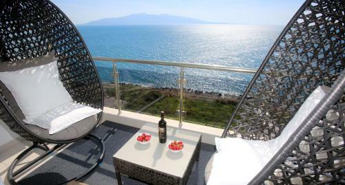 White Residence Apartments