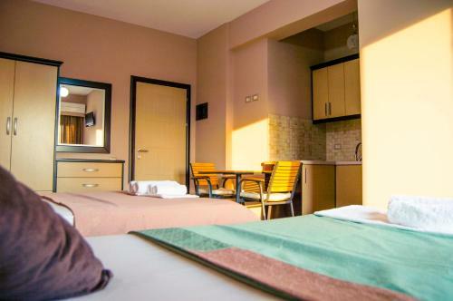 Hostal Apartments Villa Paja