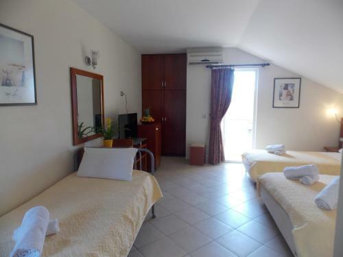 Hotel Veliu