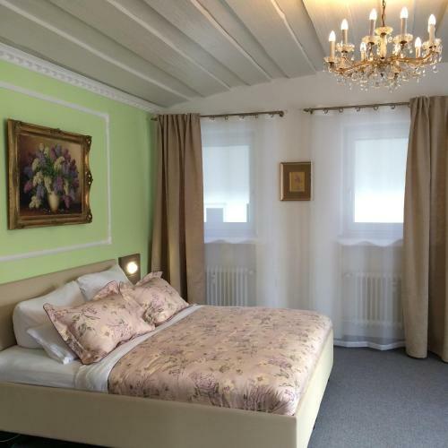Golden Gapa Central Family Apartment 8