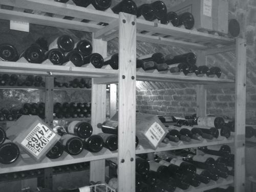 Hostal Helenental Pension & Apartments