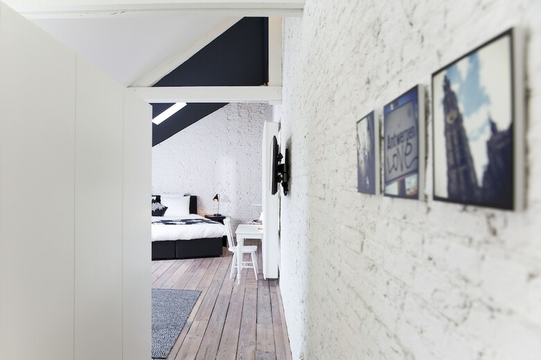 Hostal Maison Nationale City Flats & Suites