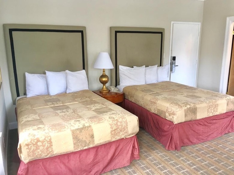 Hotel Americas Best Value Inn & Suites- Soma