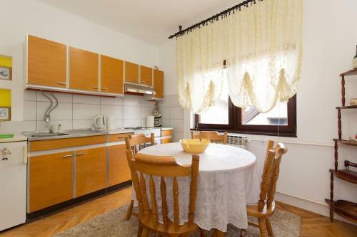 Apartamento Old Town House In Sarajevo