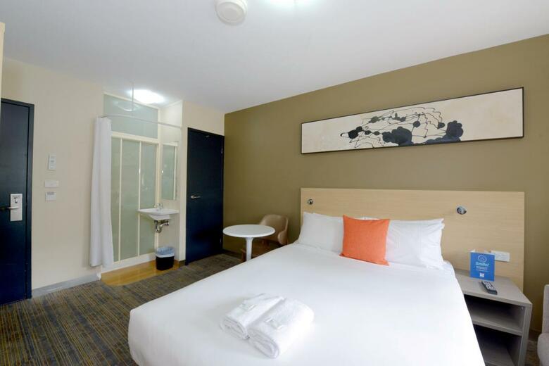 Hotel Ibis Budget - Melbourne Cbd