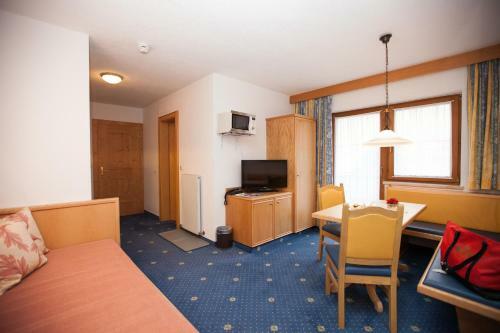 Bed & Breakfast Alpenresidenz Trisanna