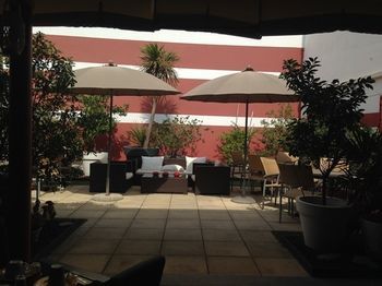 Hotel C�t� Patio