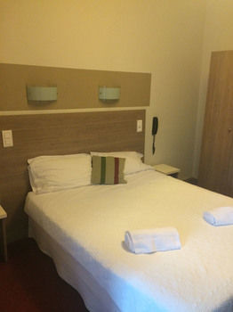Hotel C�t� Patio
