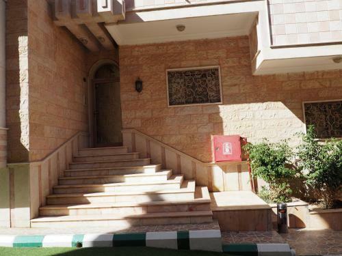 Al Khaleej Furnished Apartments