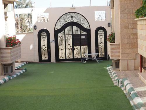 Al Khaleej Furnished Apartments