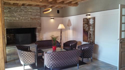 Hotel H�tel Logis Le Manoir De La Grassinais