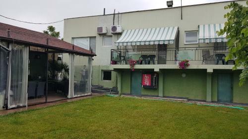 Aheloy Apartments