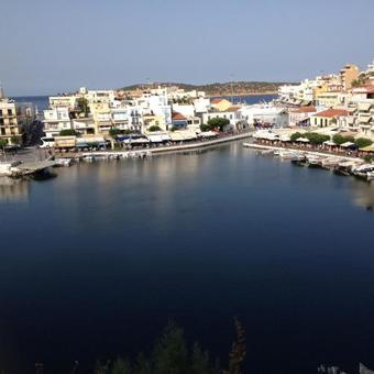Dialinas Apartments