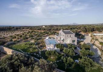 Villa White Grace
